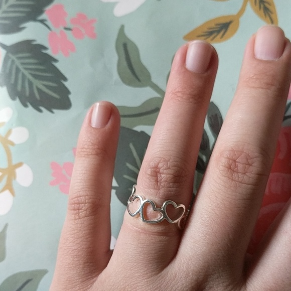Size nwot adjustable silver heart ring - Picture 3 of 3